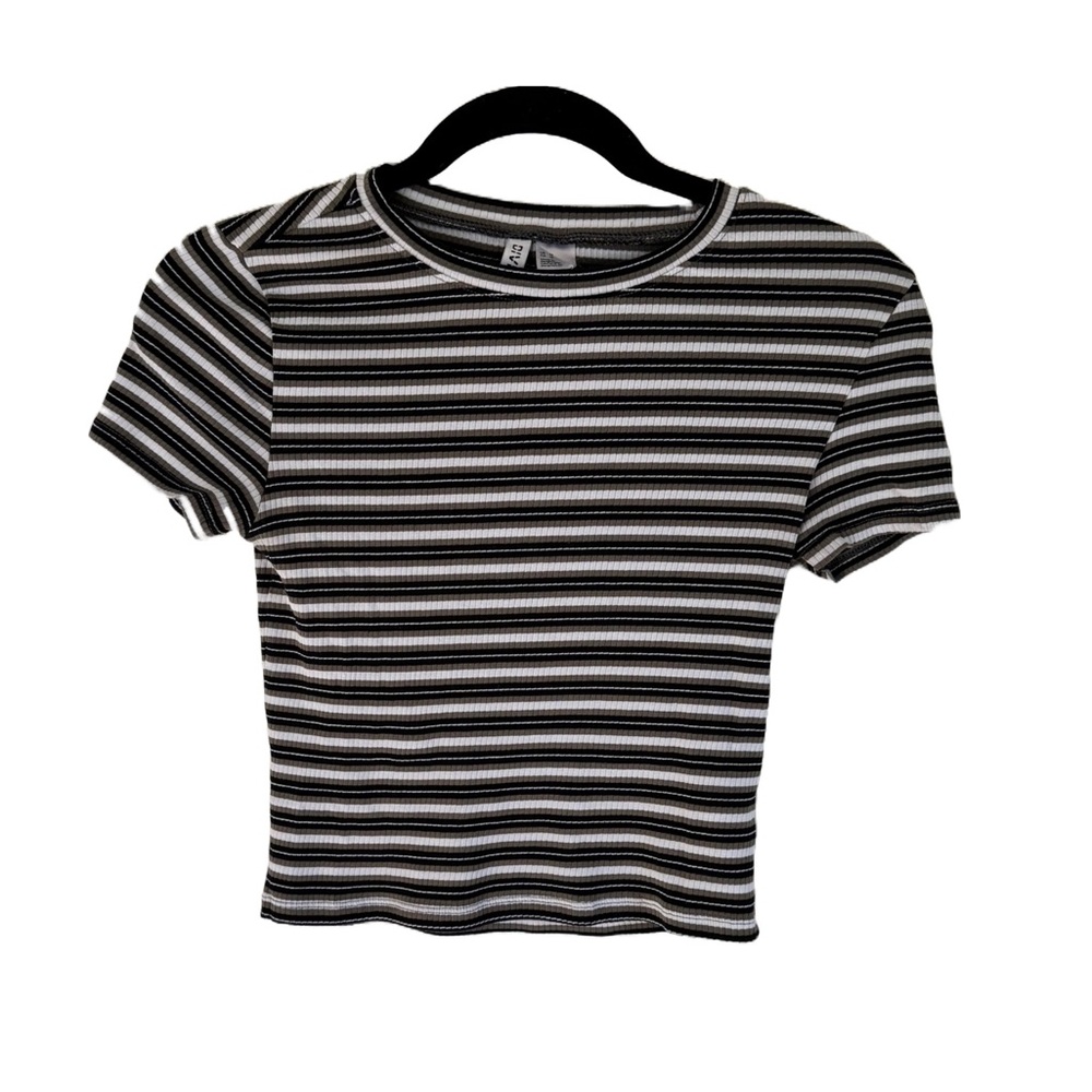 H&M Black White & Beige Striped Crop Fitted Tee EUC